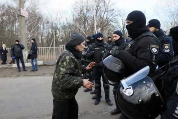 ''Разорвали бы Украину'': китайцы резко отреагировали на протесты в Новых Санжарах