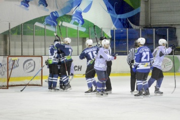 «Динамо» добыло вторую победу в сезоне, обыграв дома «Ледяных Волков»