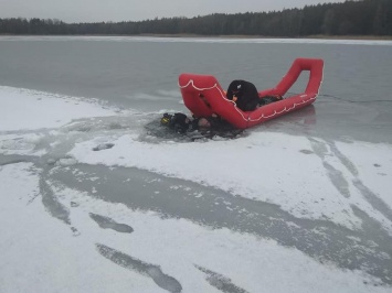 На Харьковщине провалились под лед и утонули двое рыбаков