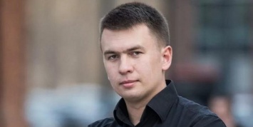 Юрист: социальные поправки в Конституцию РФ обеспечат защиту прав трудящихся