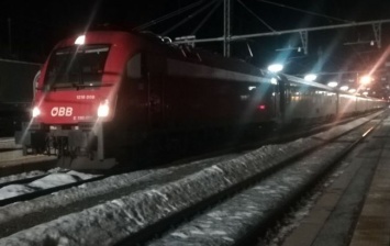 Австрия приостановила движение пассажирских поездов с Италии из-за коронавируса