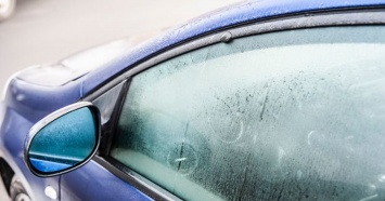 Как бороться с запотеванием стекол автомобиля?