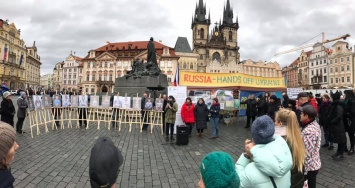 В Праге открыли фотовыставку, посвященную украинским матерям погибших военных (ФОТО)
