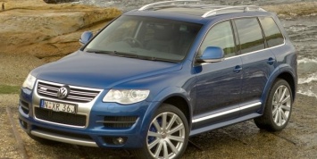 Кроссовер Volkswagen Touareg R готовится к дебюту