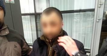 В "Борисполе" задержали иностранца, которому в Турции грозит пожизненное