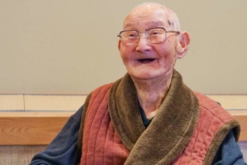 В Японии ушел из жизни самый старый человек на планете: фото