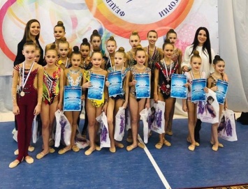 В Евпатории прошли Республиканские соревнования по по художественной гимнастике
