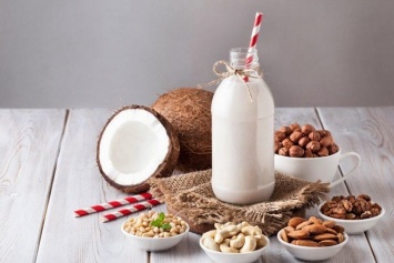 Польза и вред коровьего и растительного молока: какой продукт поможет похудеть