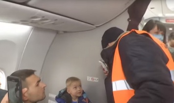 Пассажирка из Италии возмутилась отсутствием в Борисполе контроля за температурой прибывающих