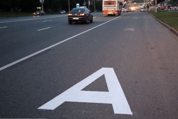 С улиц Киева предлагают убрать полосы для общественного транспорта