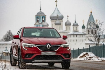 «Duster в «модном» кузове не может стоить так дорого»: Renault Arkana быстро разочаровала владельца