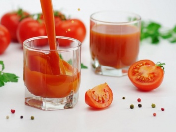 Несоленый томатный сок снижает артериальное давление - исследование