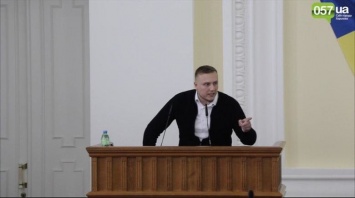 Харьковский активист устроил словесную перепалку с заместителем Кернеса