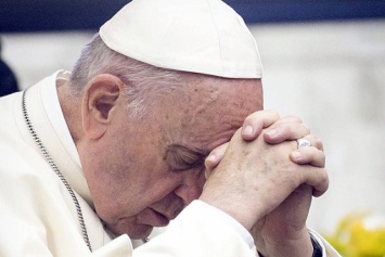 Коронавирус в Италии - после встречи с прихожанами заболел Папа Римский
