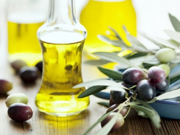 Оливковое масло сохраняет полезные свойства при приготовлении пищи