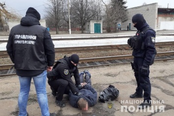Более 10 эпизодов: на Луганщине задержали домушников