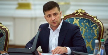 Зеленский наложил вето на закон об отмене Строевого устава ВСУ