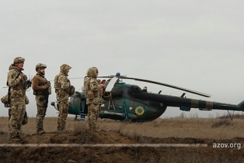 Украинские бойцы отбили «атаку врага» на побережье Азовского моря: фото учений