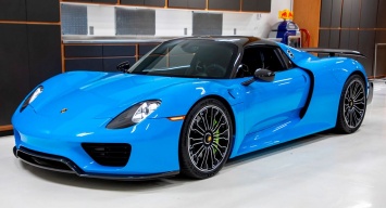 Porsche 918 Spyder в уникальном цвете Riviera Blue выставят на продажу