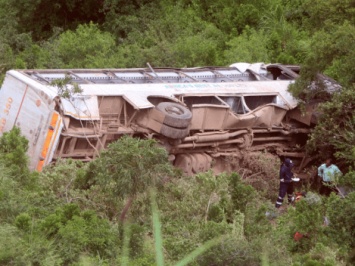 В ЮАР в результате аварии автобуса погибли 25 человек