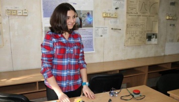 Запорожская студентка разработала прибор для реабилитации после инсульта