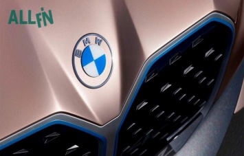 Автомобильный бренд БМВ обновил логотип