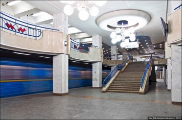 На первой станции киевского метро запустили 4G