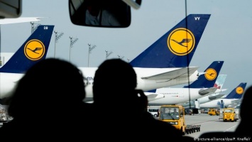 Lufthansa отменила более 7 тысяч рейсов в марте из-за падения спроса