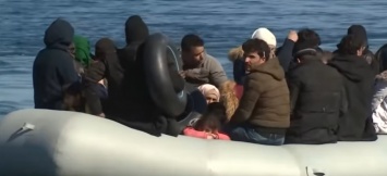 Турция закрыла для беженцев из Сирии путь в Грецию