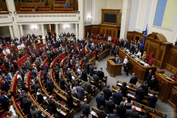 В новом парламенте женщины эффективнее мужчин - ОПОРА