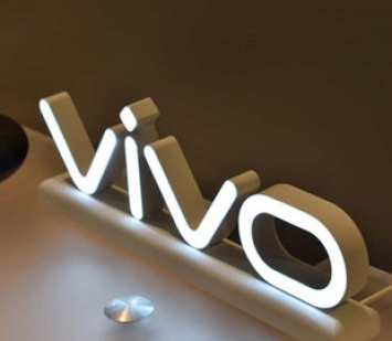 Vivo представила список устройств, которые будут обновлены до Android 10