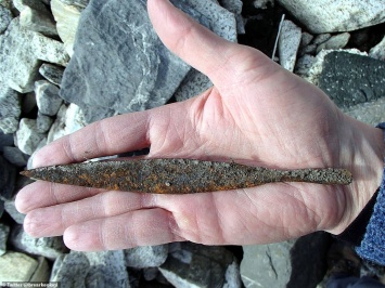 В Норвегии в растаявшем леднике нашли 1500-летнюю стрелу викингов