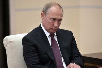Акции рухнули вслед за рублем, Россия может не оправиться: детали черного понедельника Путина