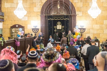 Хаг Пурим самеах: одесские евреи отмечают самый веселый праздник в году