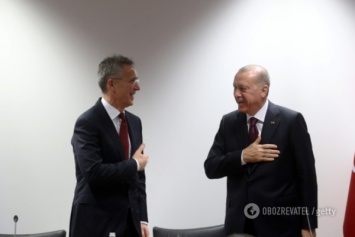 Эрдоган не пожал руку Столтенбергу при встрече: момент попал на видео