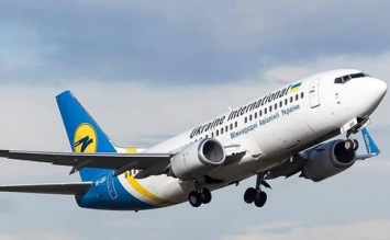 Коронавирус: МАУ сокращает часть рейсов в ряд стран и внутри Украины