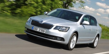 Skoda отзовет 5,7 тысяч Superb в России