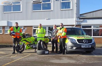 Шинники Avon помогают волонтерам Leicestershire & Rutland Blood Bikes