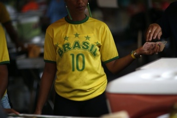 Коронавирус "ударил" по экономике Бразилии - СМИ