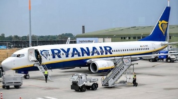 Ryanair отменяет рейсы в Европу: компания дала инструкции пассажирам по возврату билетов