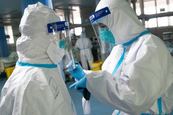 В Польше и Чехии ввели особые режимы из-за коронавируса: как ограничили людей