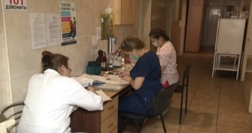 Медики рассказали о состоянии двух новых зараженных коронавирусом украинцев