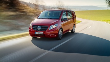 Зеркало-экран, пневма и разгон за 7,9 секунды: все про обновленный Mercedes-Benz Vito