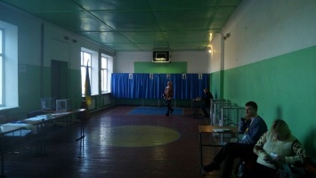 Под Харьковом под аккомпанемент борьбы с коронавирусом стартовали выборы в Раду