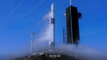 SpaceX не смогла запустить шестую партию спутников Starlink из-за неполадок двигателя Falcon 9