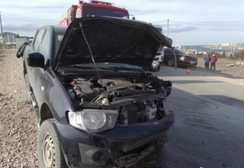 В Севастополе на повороте столкнулись два Mitsubishi, оба водителя пострадали (ФОТО)