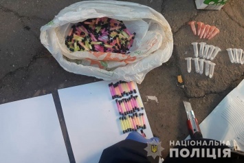 Полицейские Кривого Рога задержали дилера с наркотиками на 320 тысяч гривен