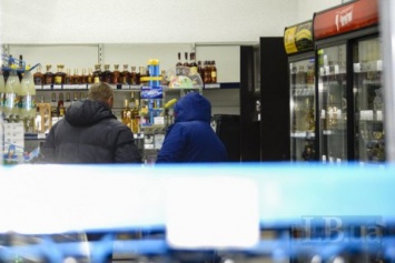 Минэкономики мониторит наличие товаров первой необходимости в магазинах