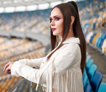 Юлия Санина и Меловин устроят онлайн-концерты