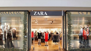 Модная медицина: Zara начала выпуск халатов и масок